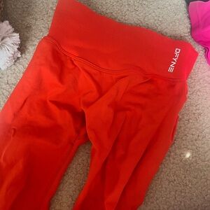 Orange dfyne leggings